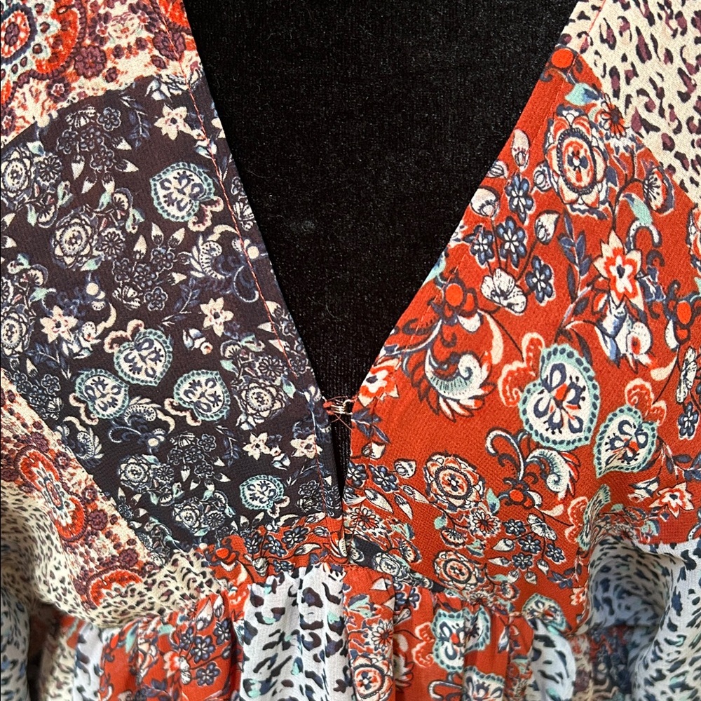 Patchwork V-Neck Dress - Picture 4 of 8